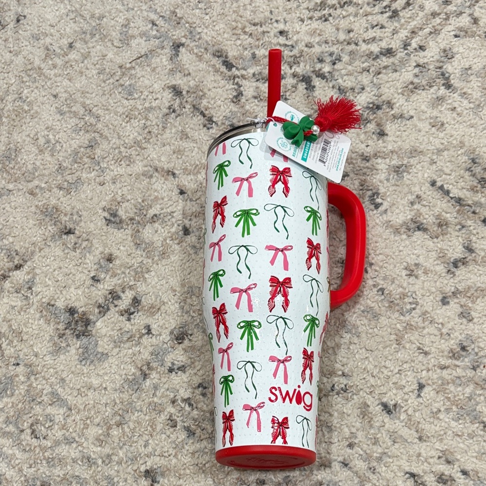 Swig 40 oz Ribbons and Bows Tumbler